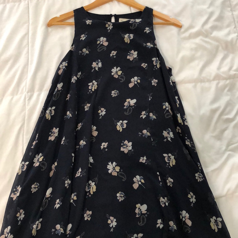 Abercrombie Navy Floral Shift Dress